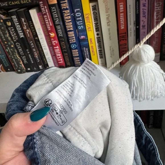 Urban Outfitters BDG large wash pleated oversized balloon denim jeans barrel - Picture 6 of 6